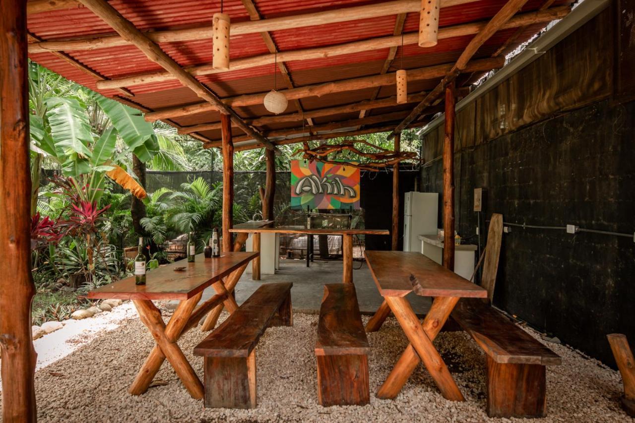 Playa Santa Teresa  Akih Pods Hostel מראה חיצוני תמונה